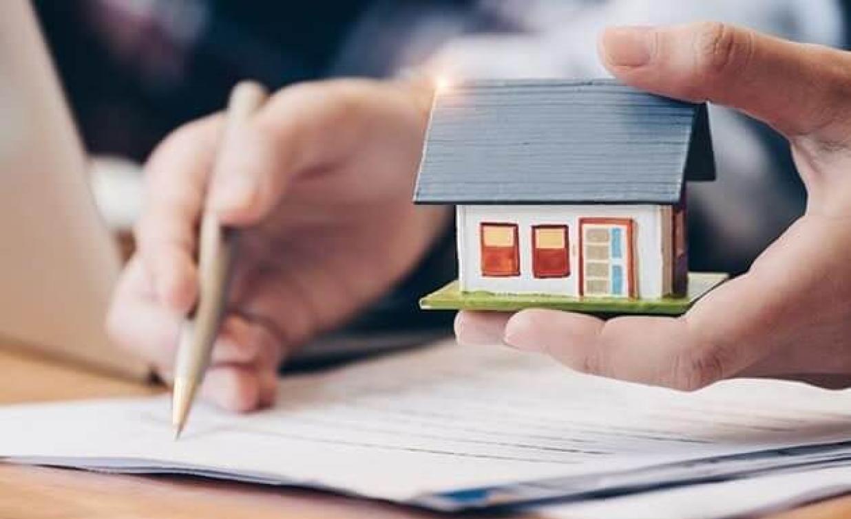 قوانین ثبت قرارداد در املاک کاشمر