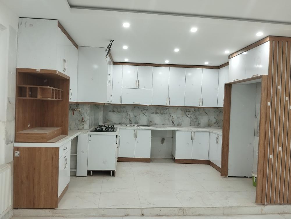 رهن کامل طبقه چهارم آپارتمان تمیز امام 2(املاک کاشمر )