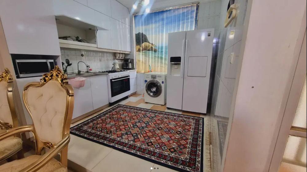 رهن و اجاره آپارتمان طبقه همکف - خیابان فروردین کد فایل 2522 (املاک کاشمر)