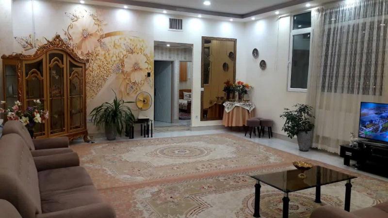 فروش آپارتمان سه خواب-حاشیه خیابان جمهوری (املاک کاشمر)